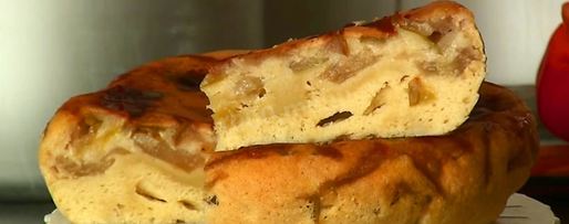 Шаг 6: шарлотки с яблоками в мультиварке яблочная