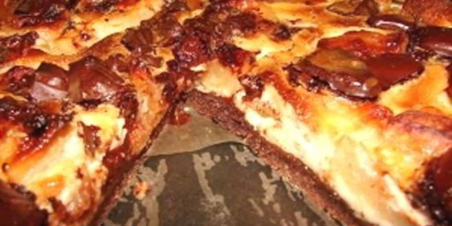 Рецепт шарлотки шоколадной с яблоками