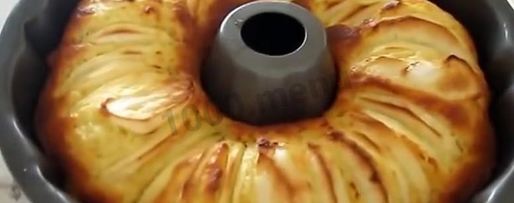 Шаг 6: шарлотки творожной с творогом в духовке