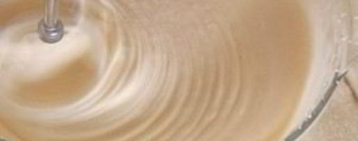 Шаг 4: шарлотки в духовке с яблоками