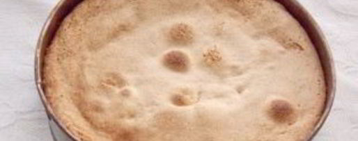 Шаг 8: шарлотки в духовке с яблоками