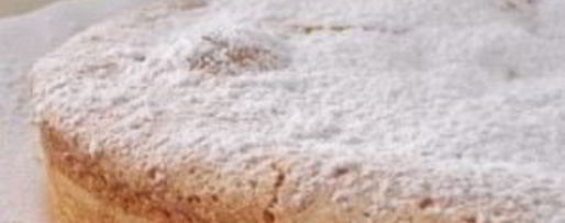 Шаг 9: шарлотки в духовке с яблоками