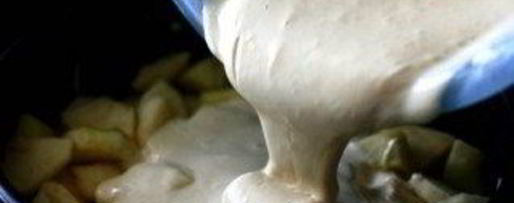 Шаг 3: шарлотки в духовке