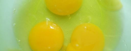 Шаг 1: шоколадной шарлотки с яблоками и пьяной вишней