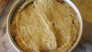 Рецепт Яблочной шарлотки из хлеба в чудо-печке