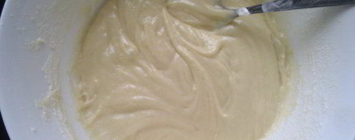 Шаг 2: яблочно-брусничной шарлотка