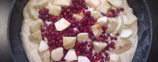 Шаг 6: яблочно-брусничной шарлотка