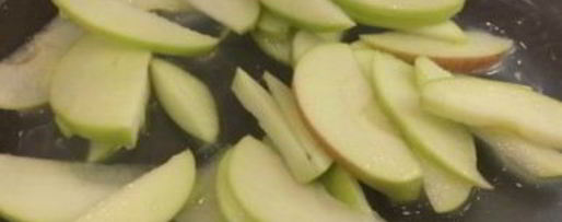 Шаг 2: настоящего яблочного штруделя