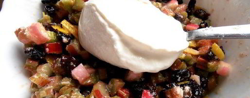 Шаг 12: штруделя из ревеня и изюма