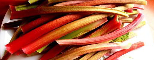 Шаг 2: штруделя из ревеня и изюма