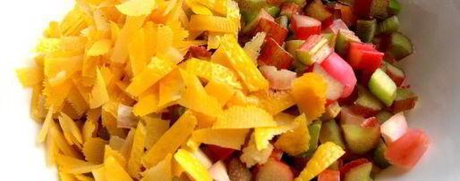 Шаг 6: штруделя из ревеня и изюма