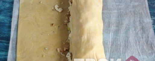 Шаг 8: штруделя с грушей и сыром дор блю