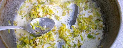 Шаг 5: штруделя с картофелем и грибами в сливочно-сырном соусе