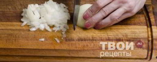 Шаг 28: штруделя с уткой, грецкими орехами и клюквенным соусом