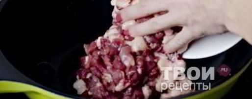 Шаг 4: штруделя с уткой, грецкими орехами и клюквенным соусом