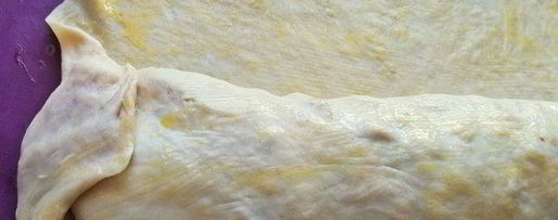 Шаг 19: штруделя с яблоками и голубикой