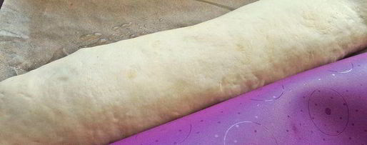 Шаг 21: штруделя с яблоками и голубикой