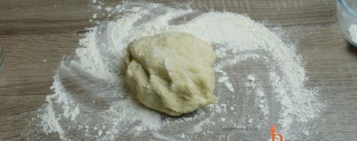 Шаг 4: штруделя с яблоками, изюмом и грецкими орехами