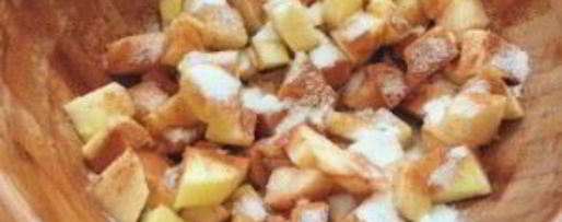 Шаг 1: штруделя яблочного из готового слоеного теста