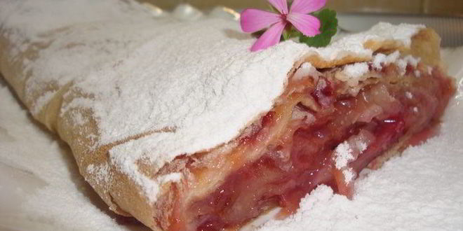 Рецепт сливового штруделя из лаваша