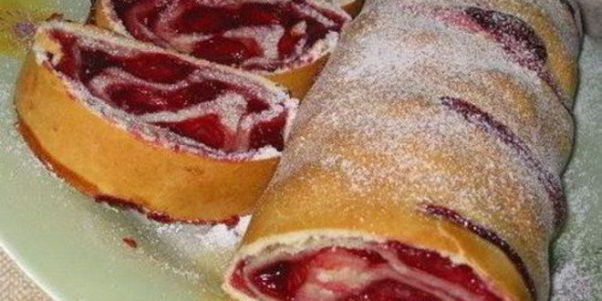 Рецепт вишневого штруделя с ликером