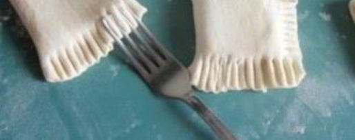 Шаг 2: слоек из готового дрожжевого теста