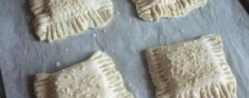 Шаг 3: слоек из готового дрожжевого теста