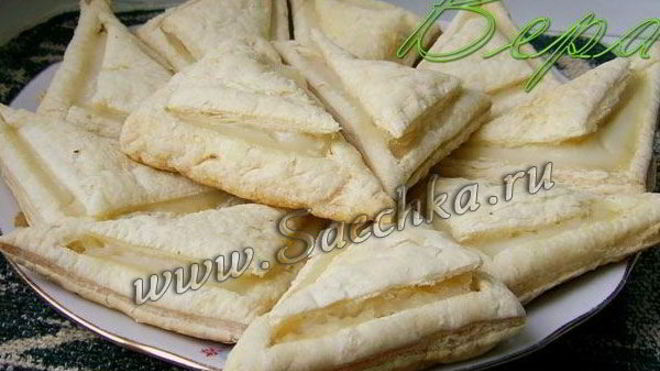 Рецепт Слоек из слоеного теста с ванильным кремом