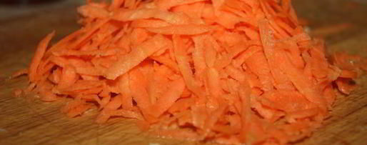 Шаг 1: слоек с капустой и яйцом