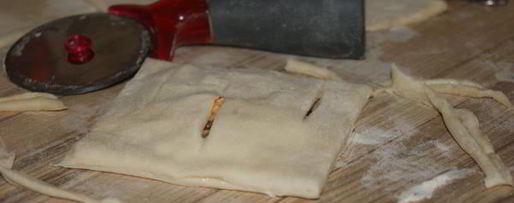 Шаг 6: слоек с капустой и яйцом