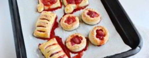 Шаг 11: слоек с клубникой