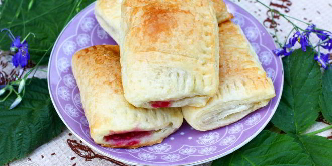 Рецепт слоек с малиной