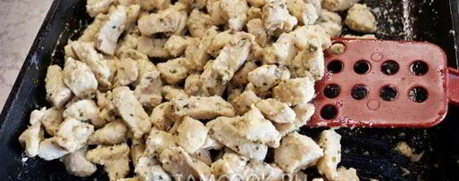 Шаг 15: слоек с мясом dog bowl