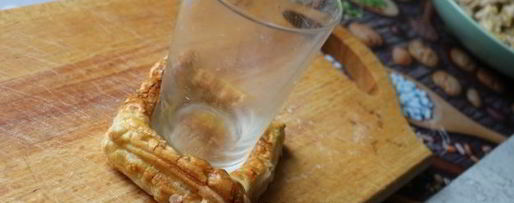 Шаг 21: слоек с мясом dog bowl