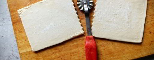 Шаг 4: слоек с мясом dog bowl