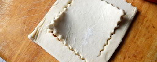 Шаг 5: слоек с мясом dog bowl