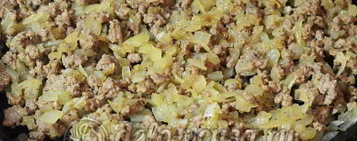 Шаг 2: слоек с мясом