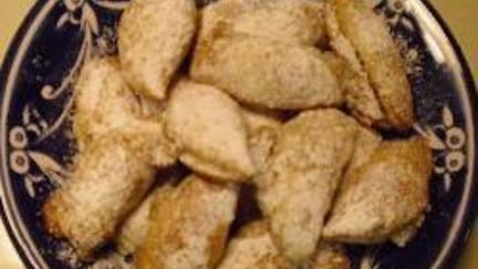 Рецепт Слоек с ореховой начинкой