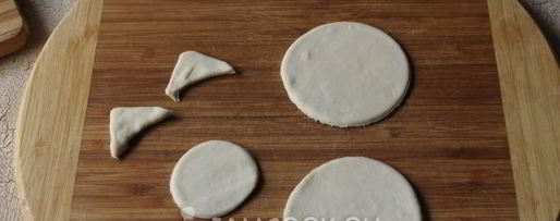 Шаг 5: слоек с сыром из готового слоеного теста