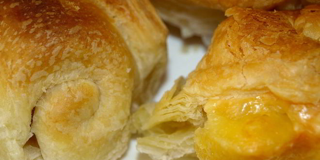 Рецепт слоек с сыром