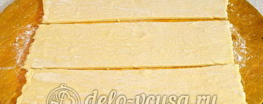 Шаг 1: слоек с яблочным пюре