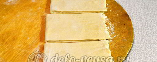 Шаг 2: слоек с яблочным пюре