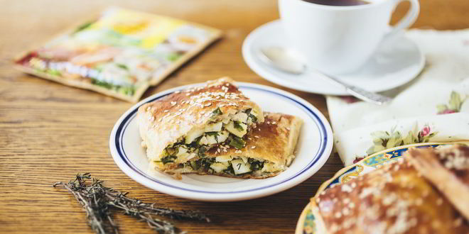 Рецепт слоек с яйцом и зеленью