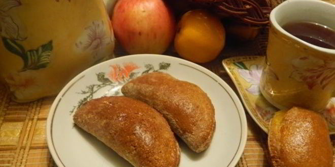 Рецепт диетических сочней с фруктовой начинкой