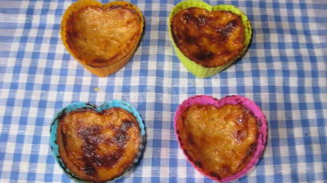 Рецепт Диетических сырников с йогуртово-лимонным соусом