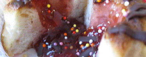 Шаг 12: нежных творожников малиновый вулкан