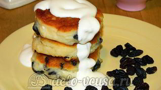 Рецепт Сырников с изюмом