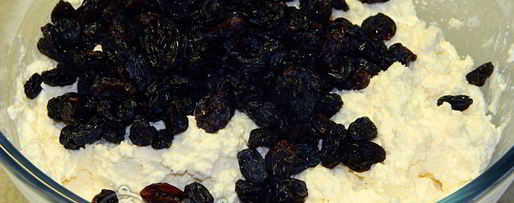 Шаг 5: сырников с изюмом