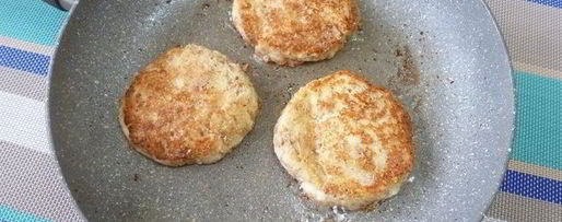 Шаг 4: сырников с карамельным фруктовым соусом