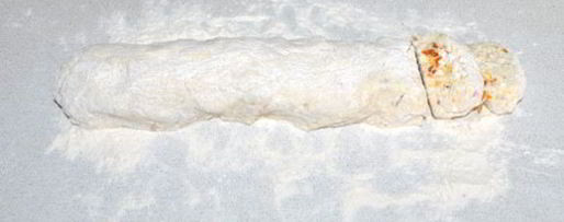 Шаг 1: сырников с курагой и орехами